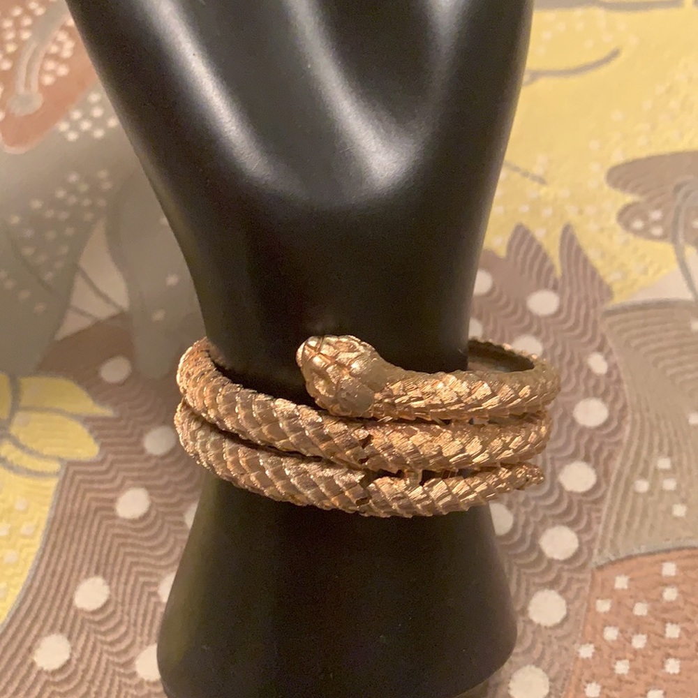Vintage Serpent Hinged Bracelet w/Intricate “Scale” Details & Hinge